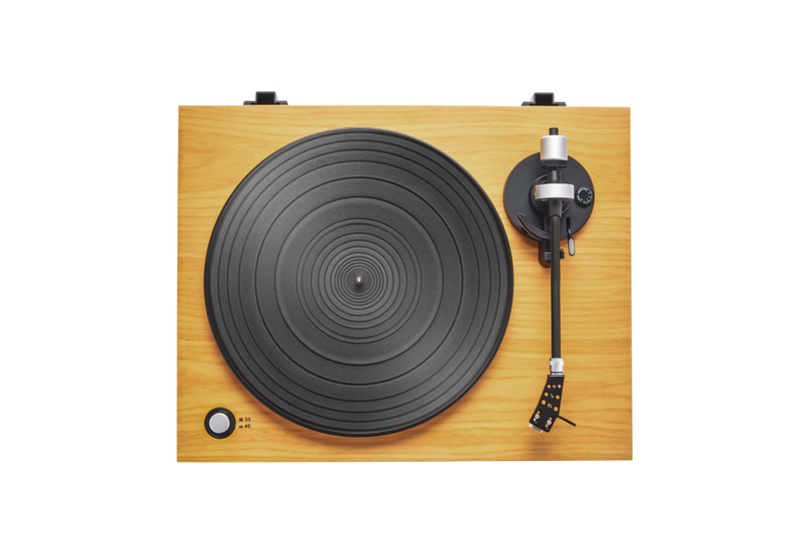 Roberts Stylus – Classic High Fidelity Vinyl Turntable Record Player Light Oak