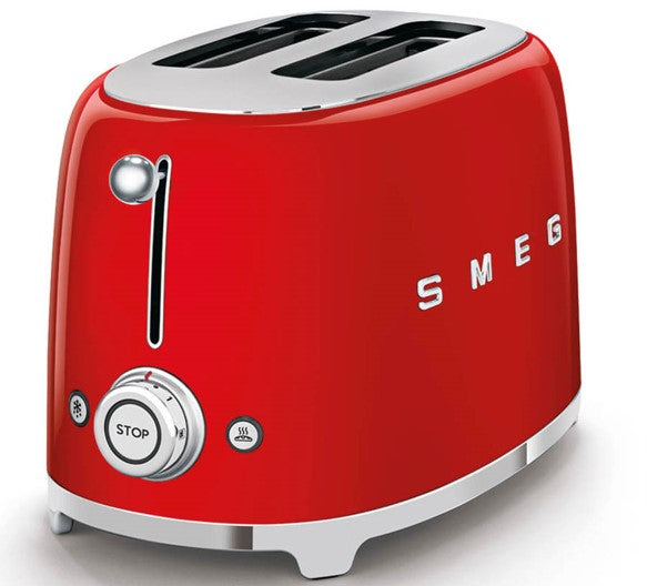 Smeg Retro Bundle | WKF01 Whistling Stovetop Kettle & TSF01 2-Slice Toaster Set